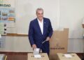 Abinader tras ejercer su voto: “Yo me siento muy bien y muy optimista”