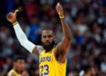 LeBron James renueva con los Lakers por dos años y 104 millones de dólares