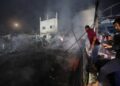 Israel bombardea campamento en Gaza y deja varios muertos y decenas de heridos