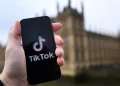 Fiscales de 13 estados de EE.UU. demandan a Tiktok por poner en riesgo el bienestar infantil