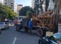 Individuos bloquean paso en la calle Pdte González; atribuyen permiso a Carolina Mejía 