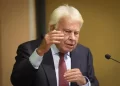 Felipe González apoya al opositor venezolano Edmundo González en Madrid