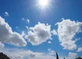 Nochevieja con clima fresco y nubes dispersas en el país