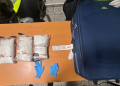 Detienen dominico-español con tres paquetes de cocaína en el AILA