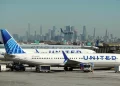 Vuelo de United Airlines aterriza de emergencia en Newark tras falla mecánica